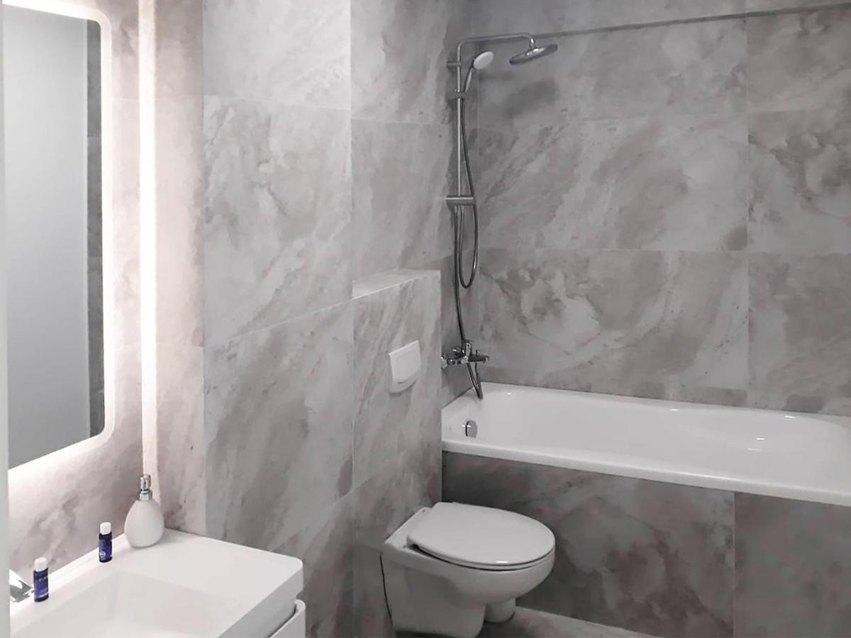 Ada Luxury Apartments 57 Mamaia Exterior photo