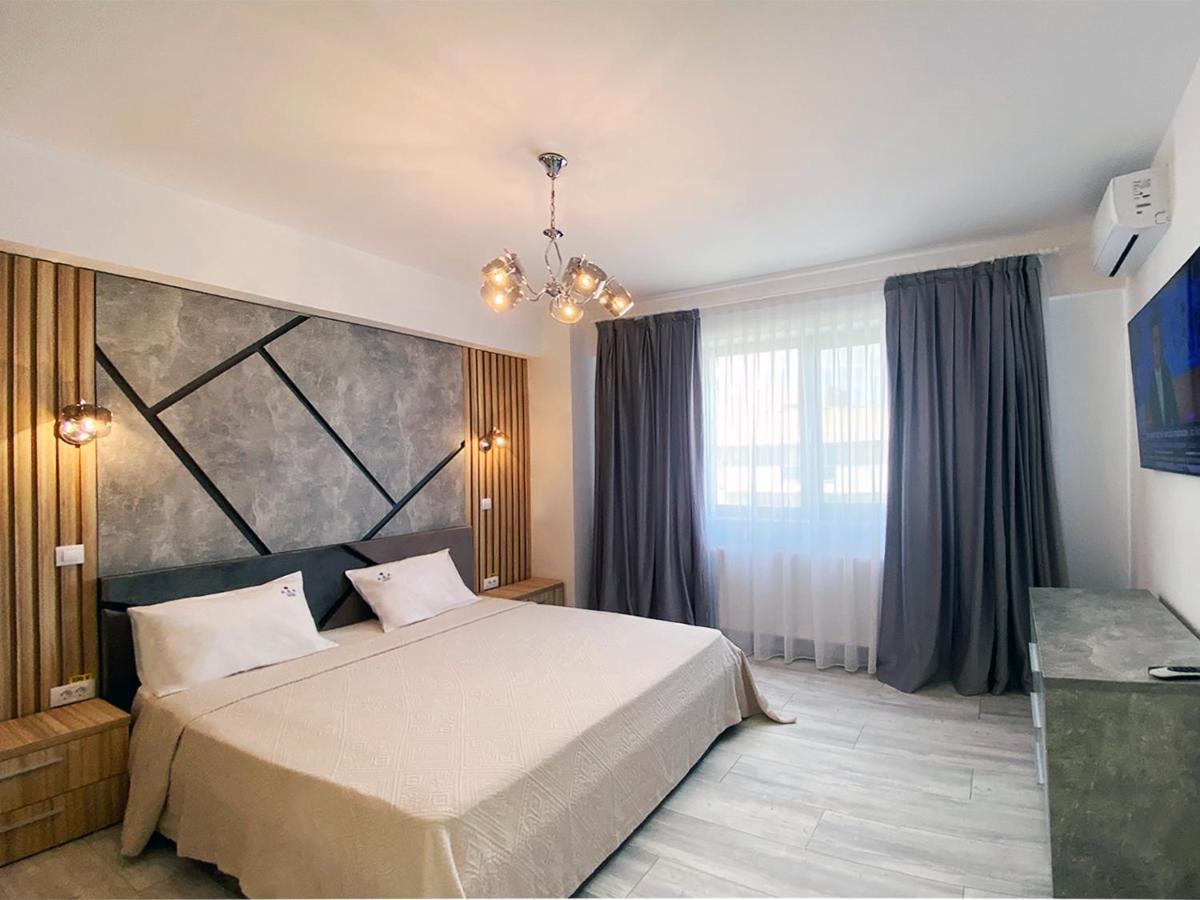Ada Luxury Apartments 57 Mamaia Exterior photo
