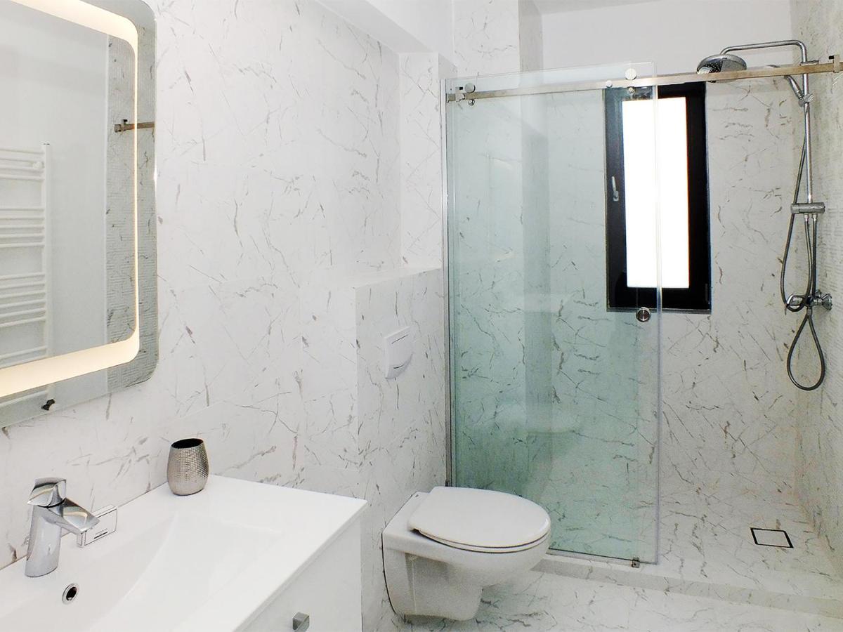Ada Luxury Apartments 57 Mamaia Exterior photo
